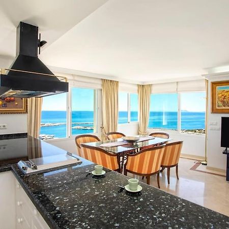 Estepona Luxury Seafront Penthouse With Parking Exterior photo