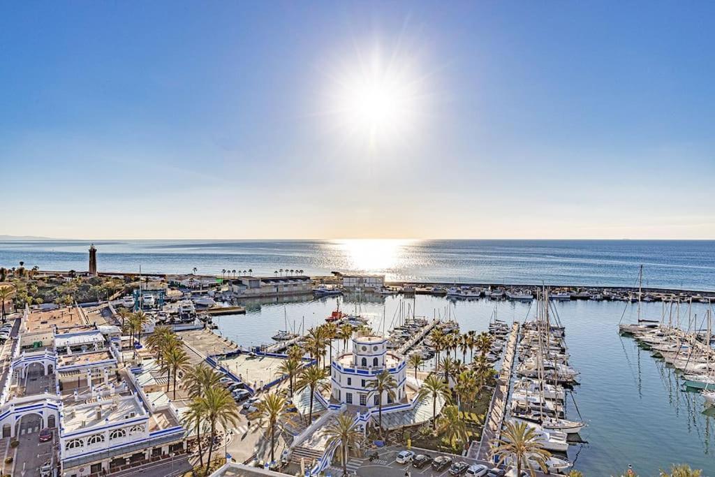 Estepona Luxury Seafront Penthouse With Parking Exterior photo